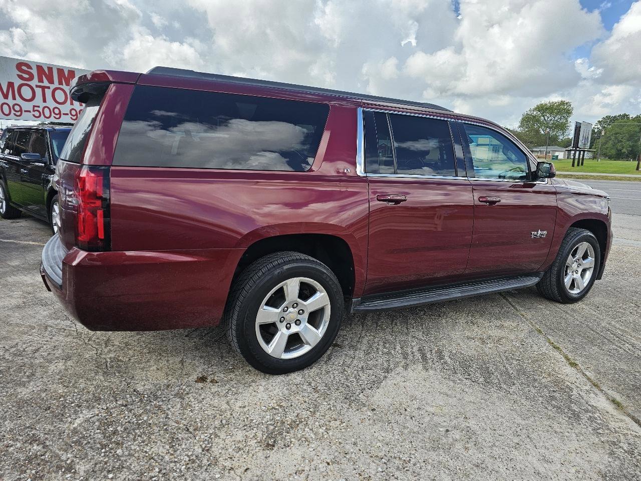 Used 2016 Chevrolet Suburban LT w/ Texas Edition Package RWD image 10