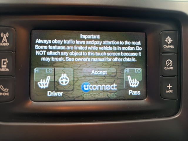 Used 2016 Jeep Cherokee Latitude w/ Cold Weather Group image 19