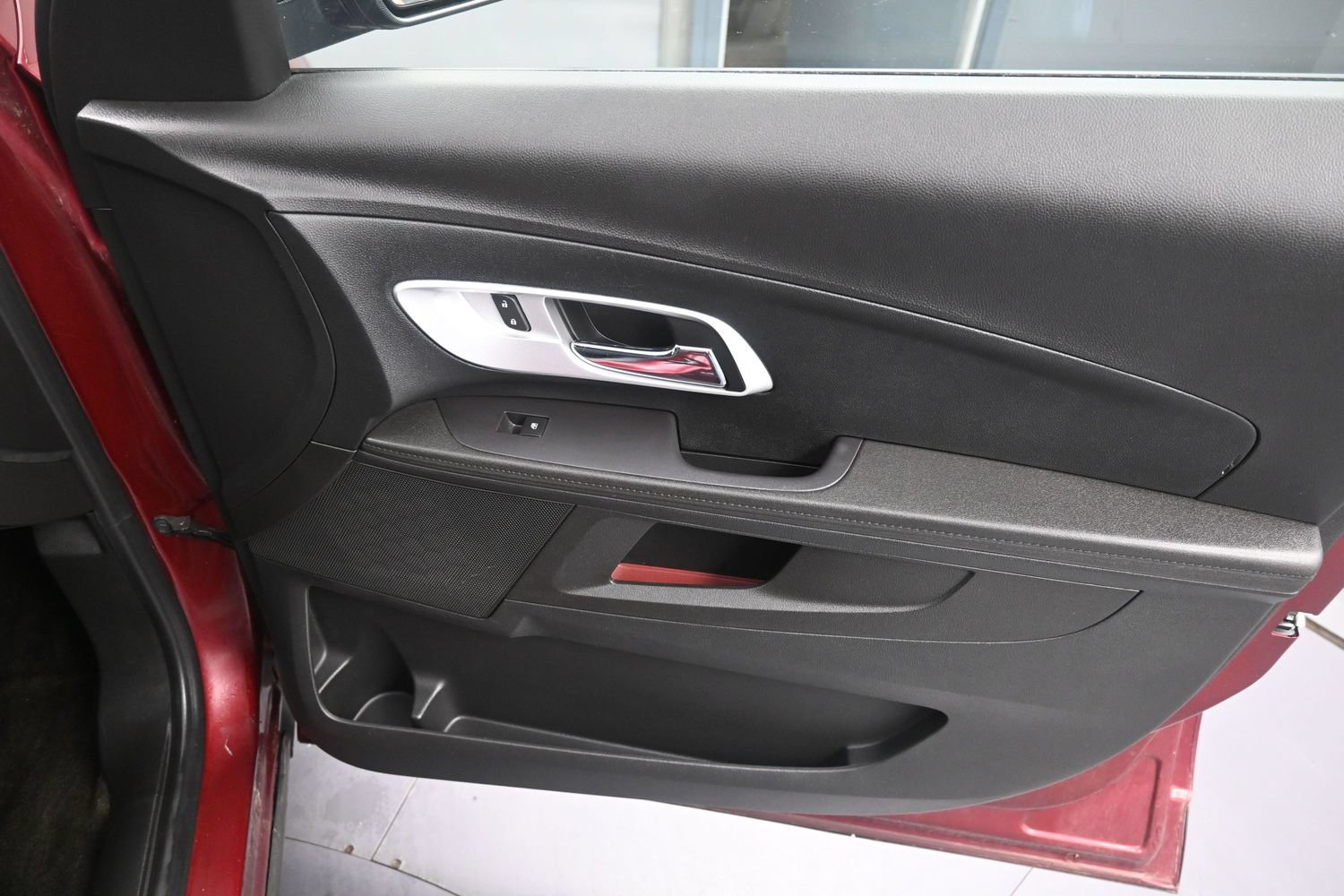 Used 2017 Chevrolet Equinox LT FWD image 13