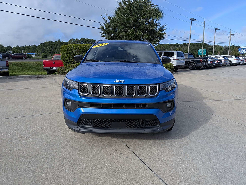 Certified 2024 Jeep Compass Latitude AWD/4WD image 9
