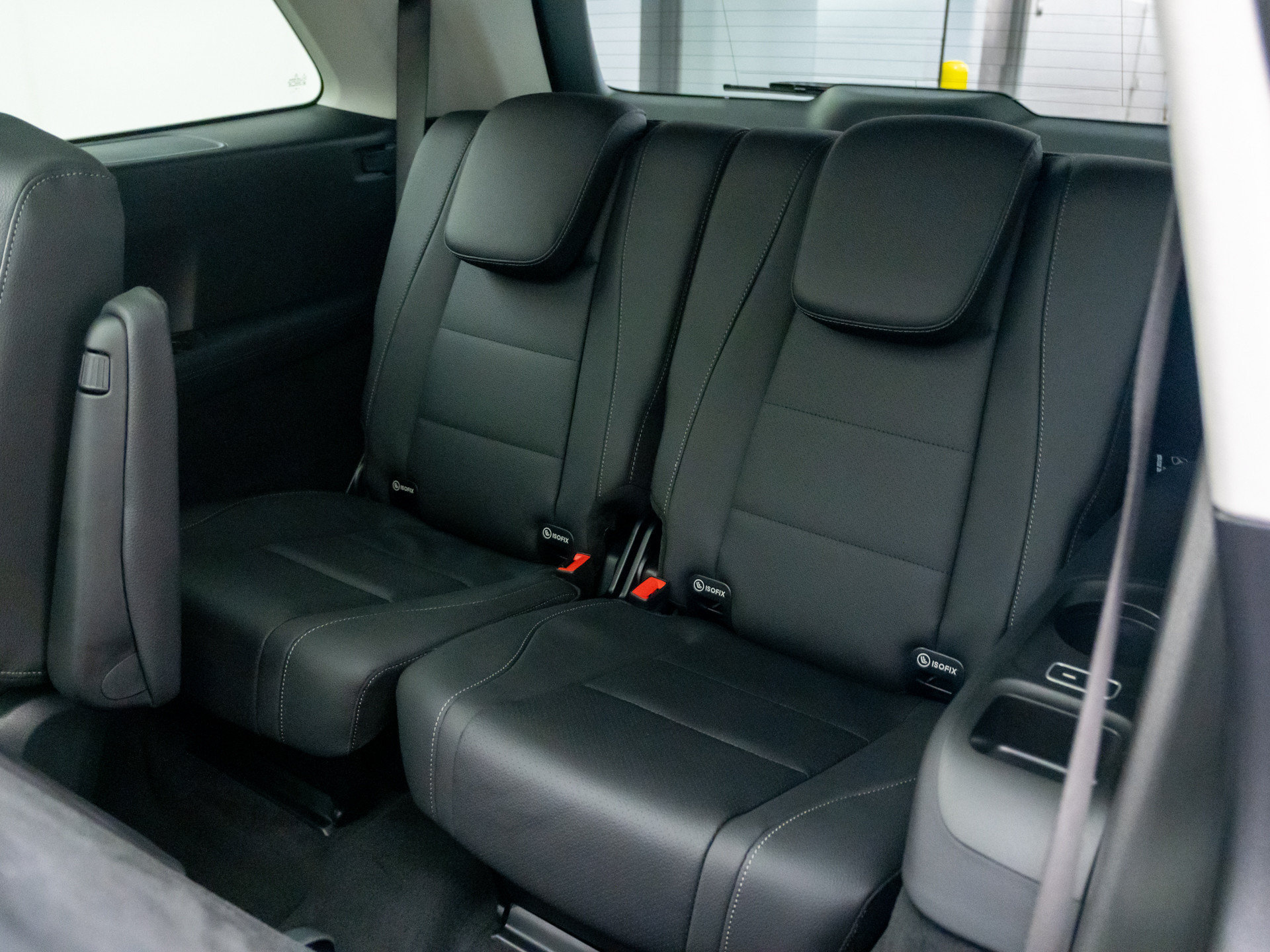 New 2026 Mercedes-Benz GLS 450 4MATIC image 19