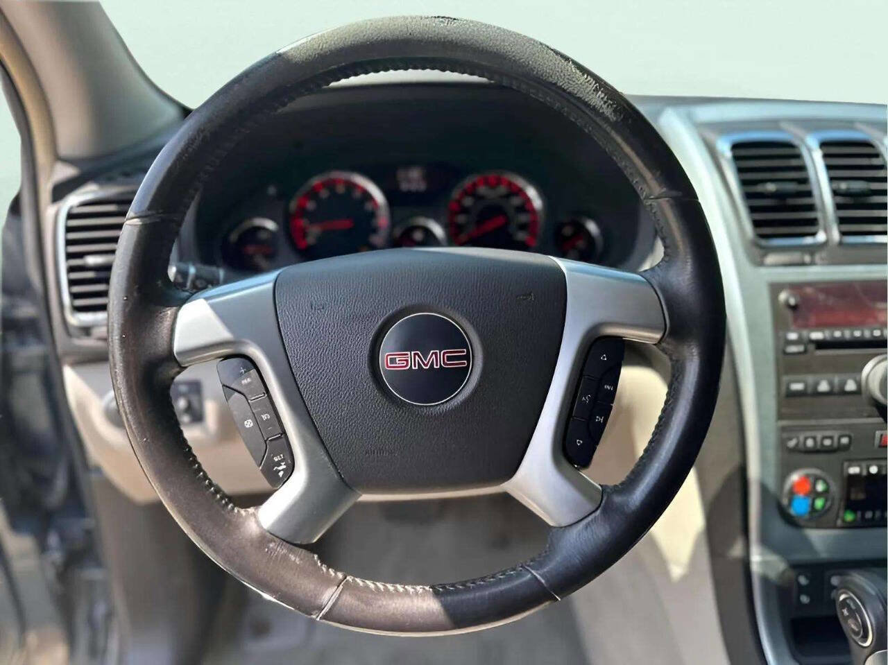 Used 2008 GMC Acadia SLT w/ Convenience Package image 13