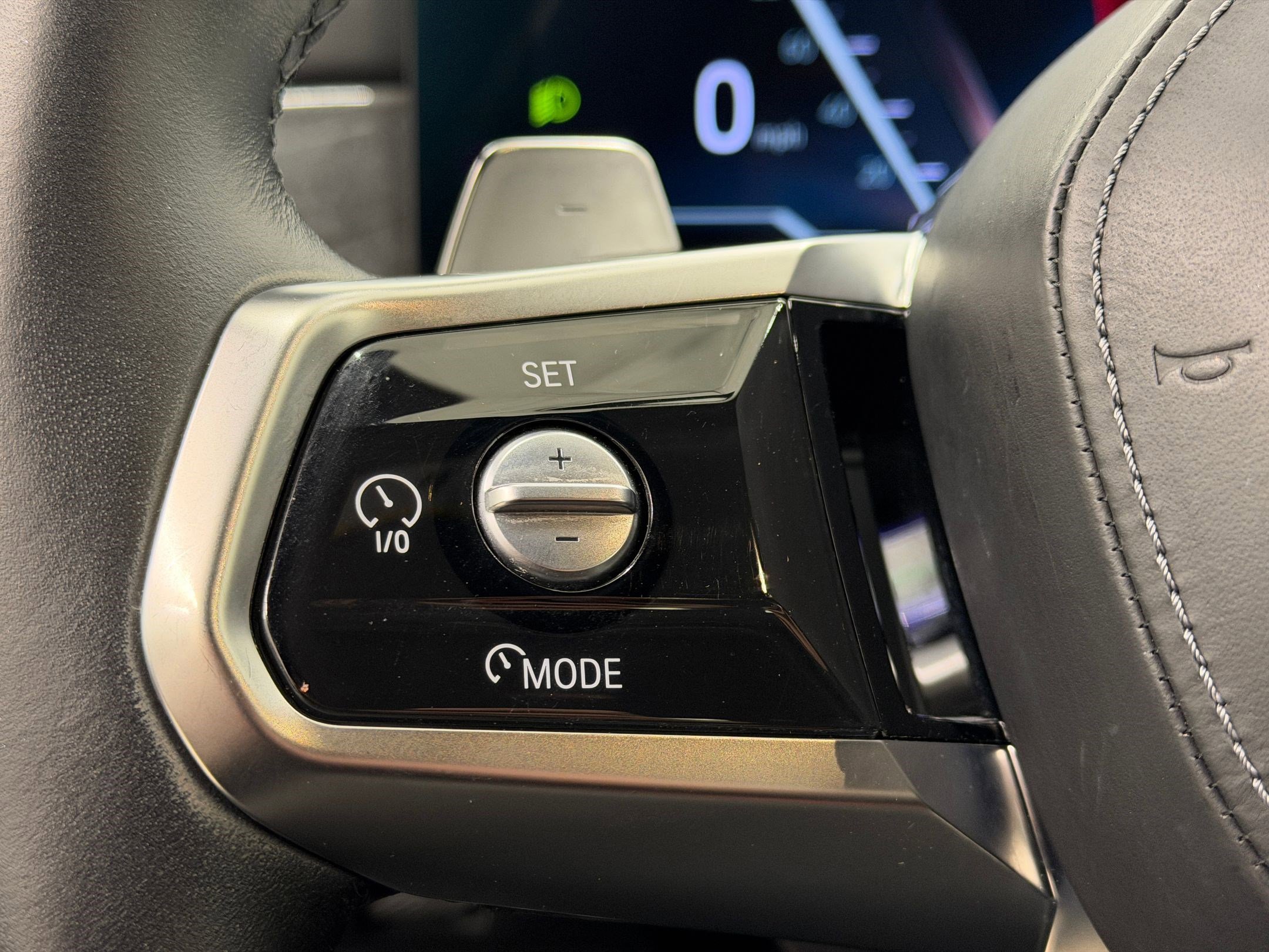 Certified 2024 BMW 760i xDrive w/ Executive Package image 19