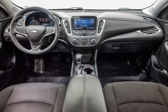 Used 2023 Chevrolet Malibu LT w/ Driver Confidence Package FWD image 23