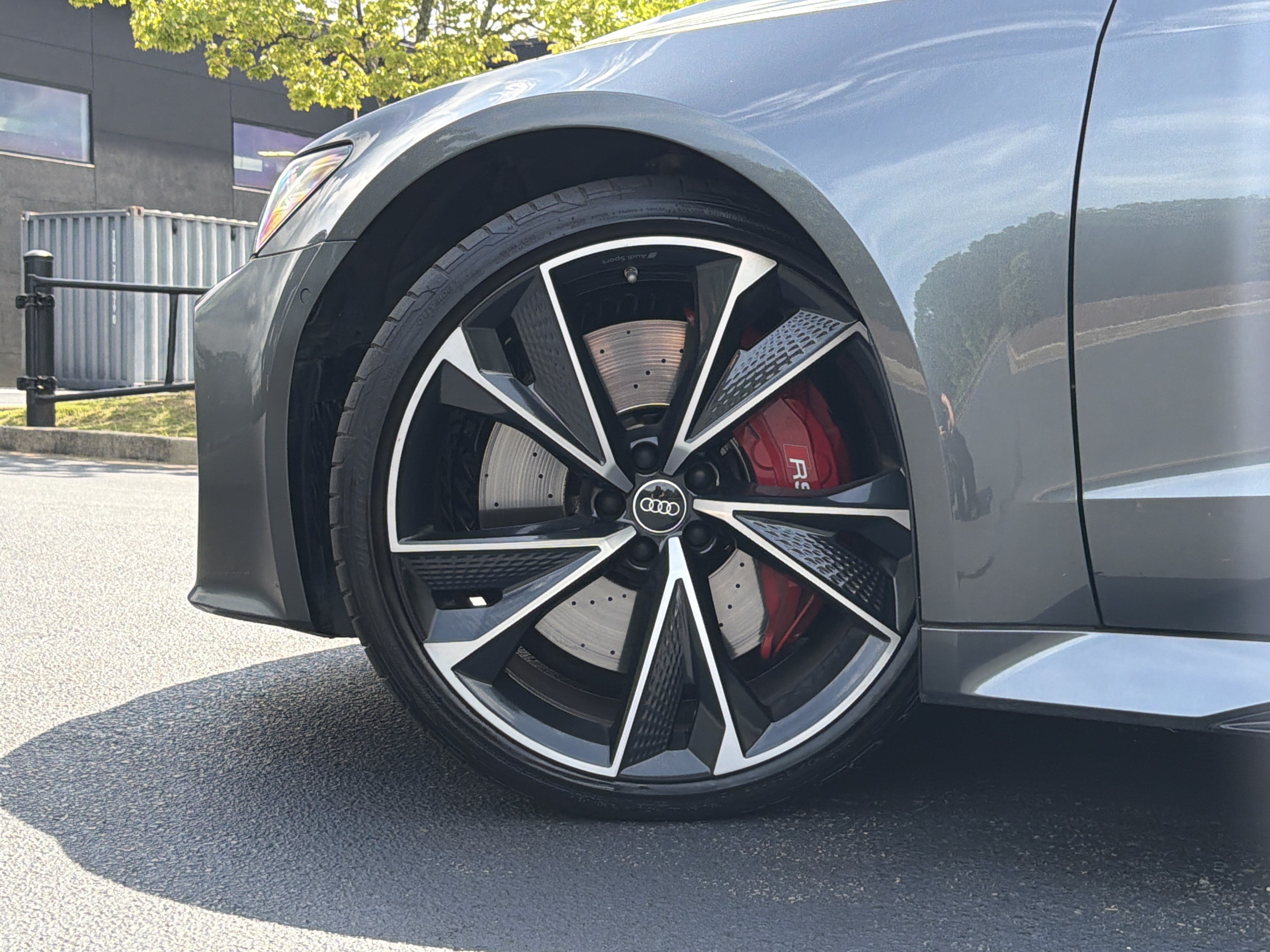 Used 2023 Audi RS 7 Sportback AWD/4WD image 18