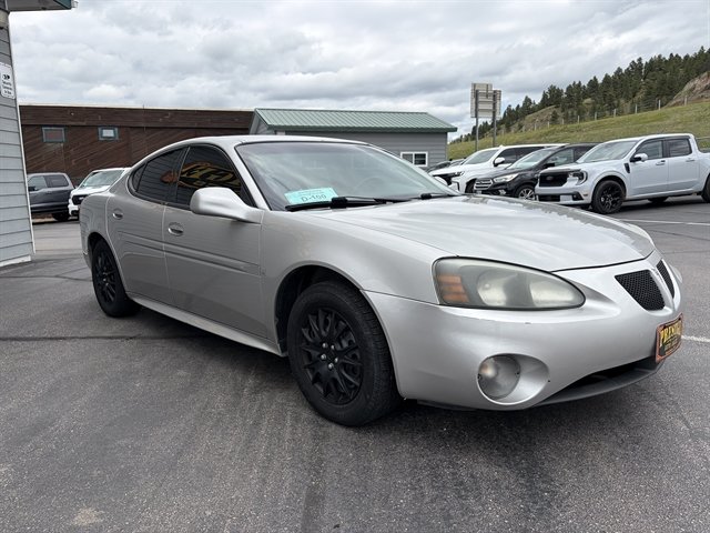 Used 2007 Pontiac Grand Prix FWD image 3