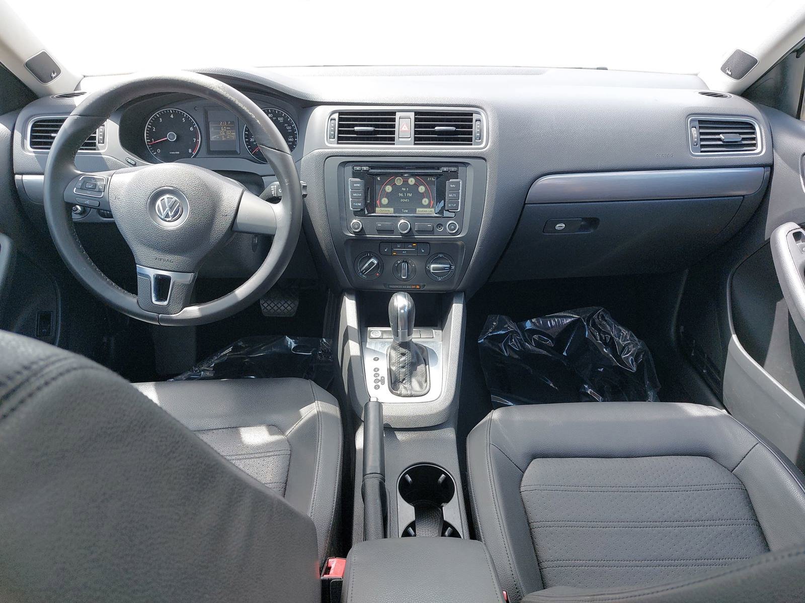 Used 2014 Volkswagen Jetta SEL FWD image 9