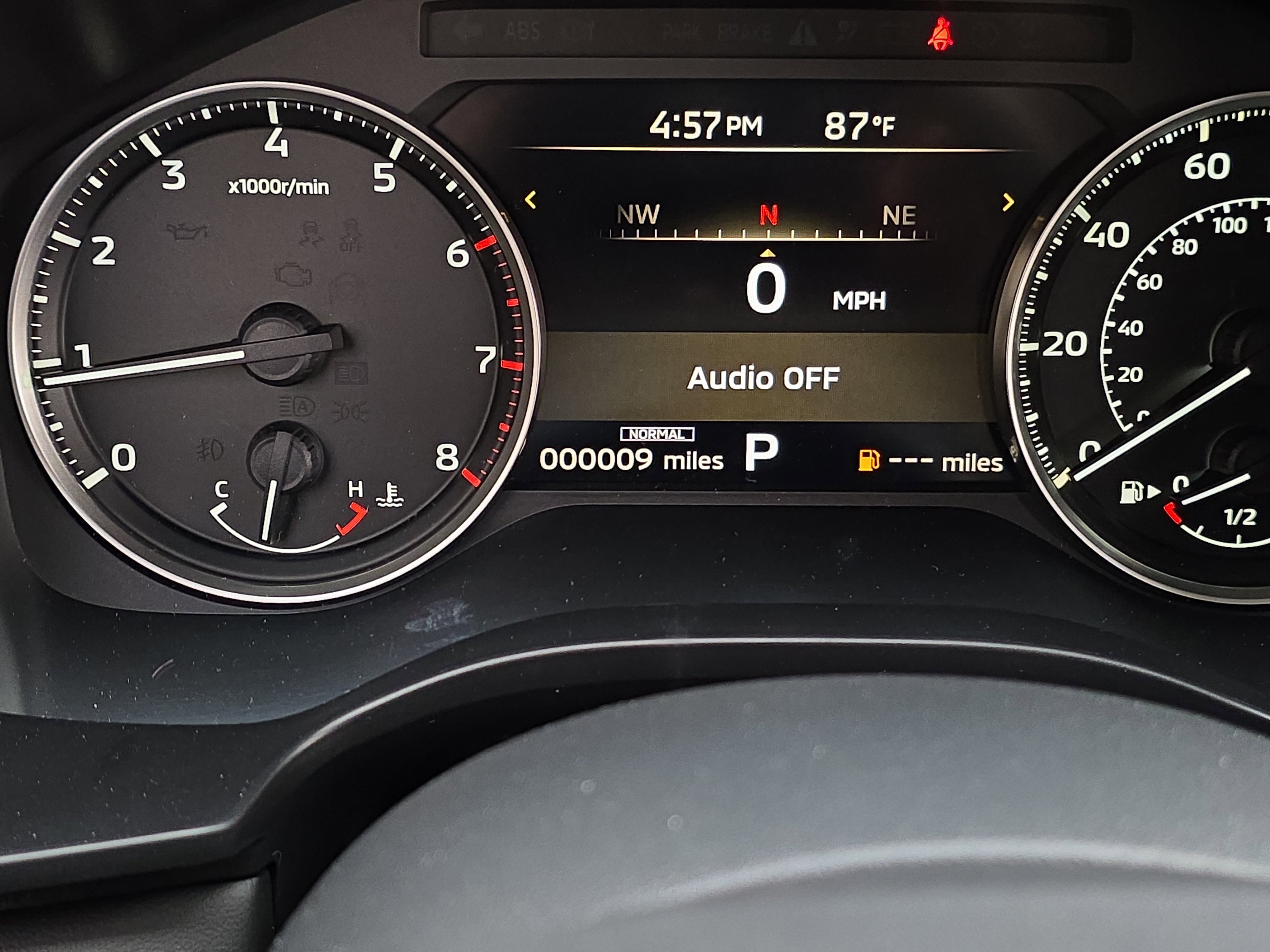 New 2026 Mitsubishi Outlander ES FWD image 18