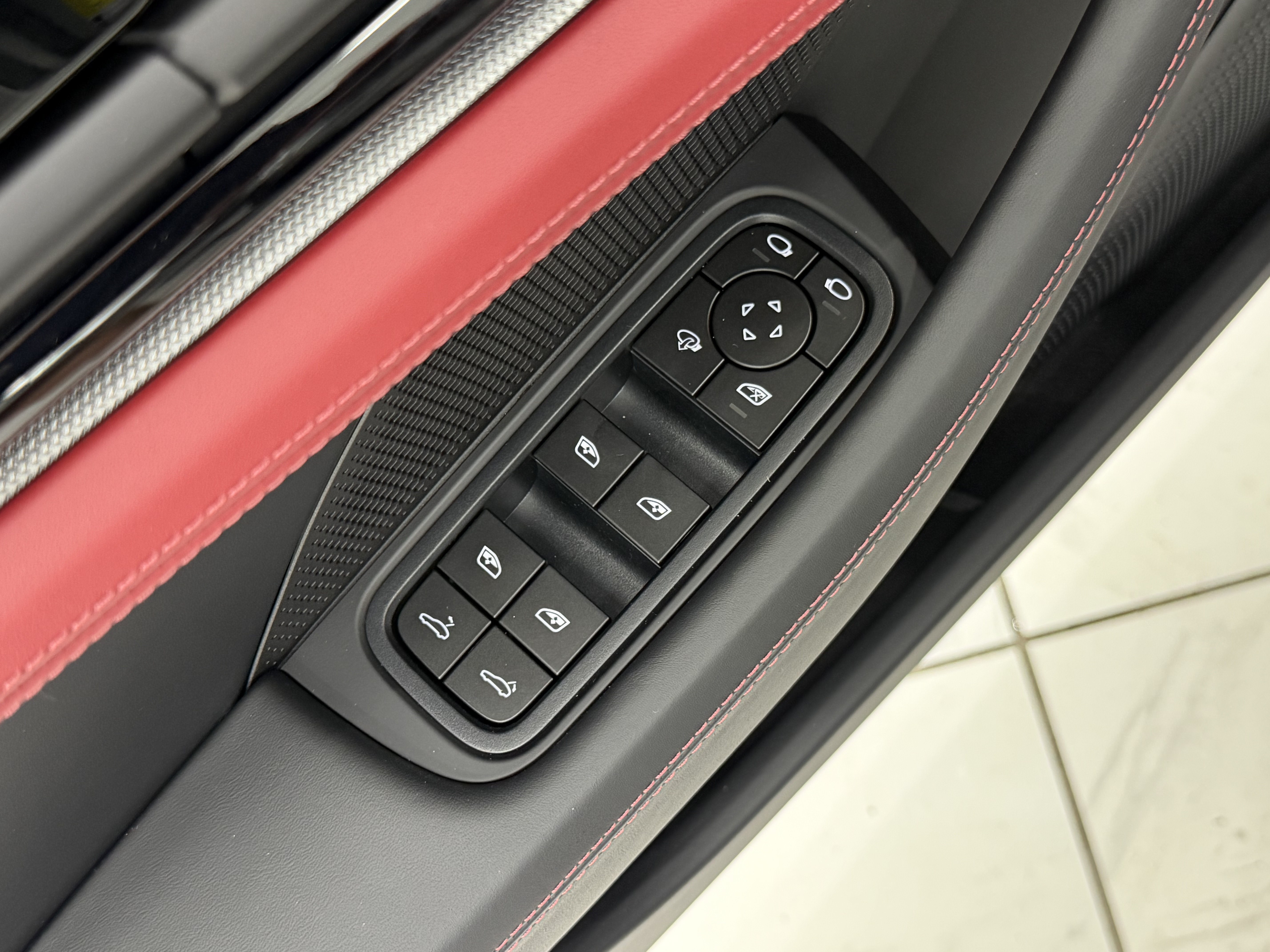 New 2026 Porsche Panamera 4 AWD/4WD image 28