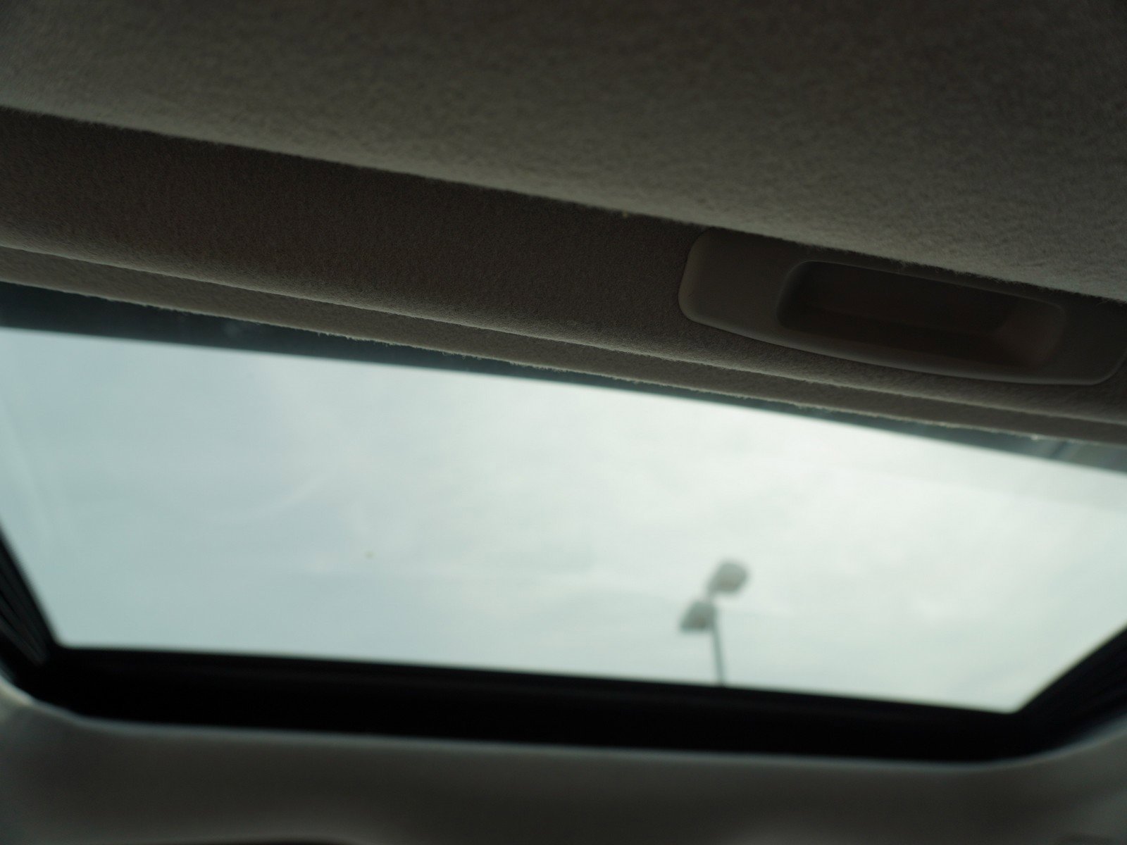 Used 2024 Toyota Corolla Cross XLE w/ Convenience Package image 15