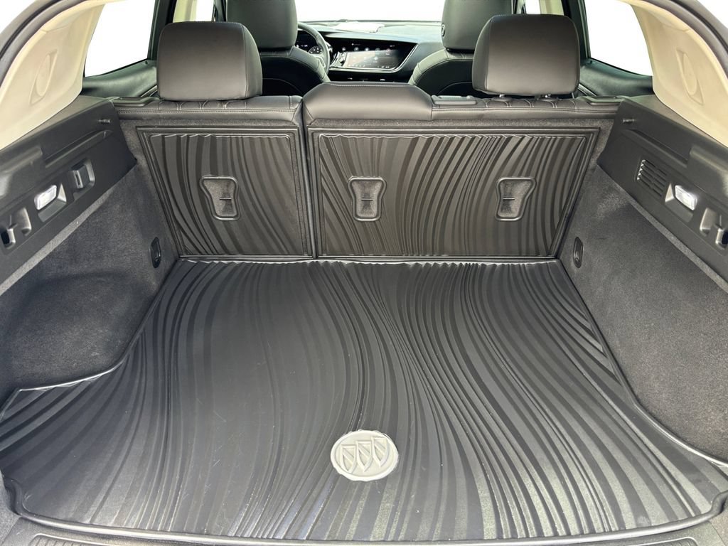 Used 2023 Buick Envision Avenir AWD/4WD image 13
