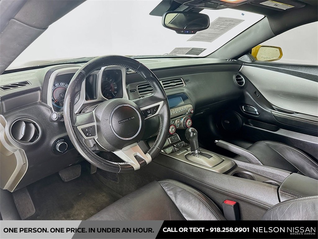 Used 2010 Chevrolet Camaro SS w/ RS Package image 9