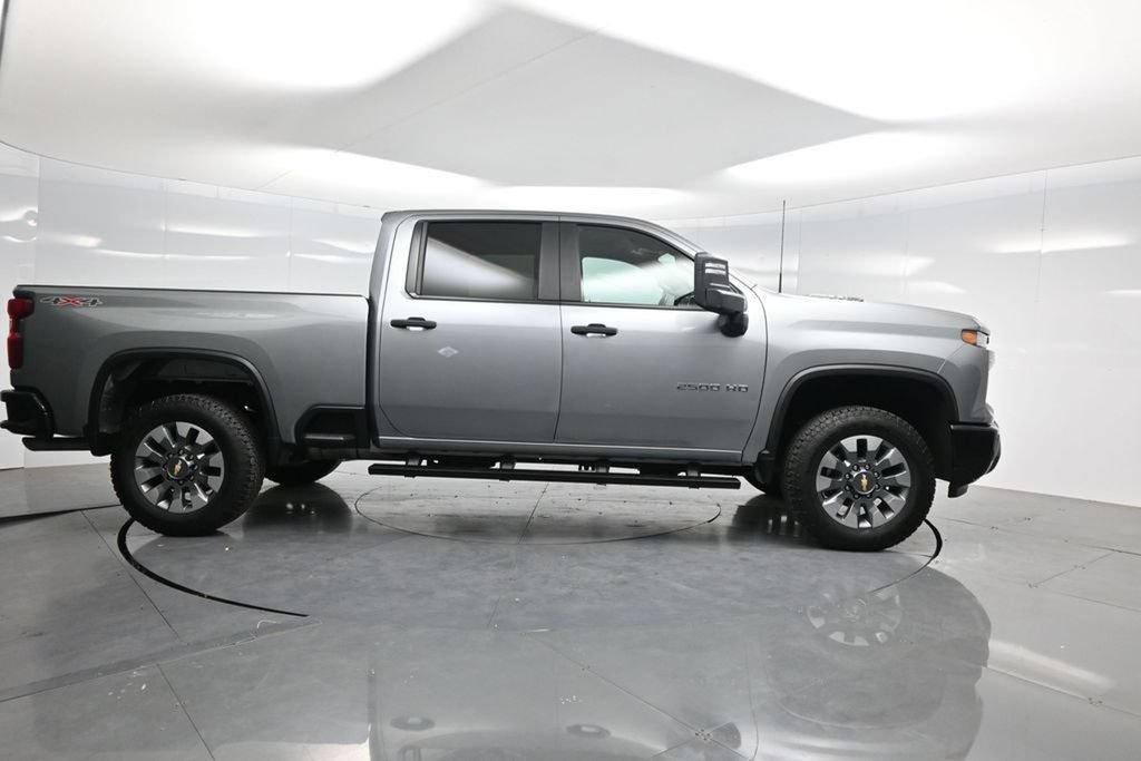 Used 2025 Chevrolet Silverado 2500 Custom w/ Custom Convenience Package AWD/4WD image 42
