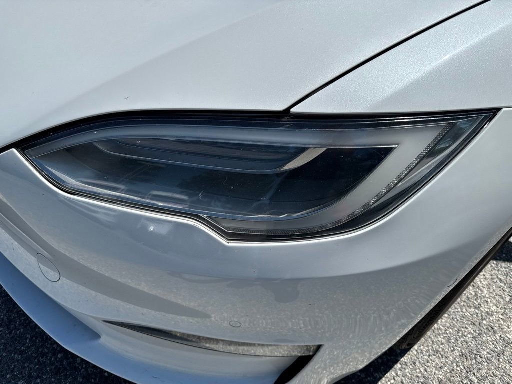 Used 2021 Tesla Model S Plaid AWD/4WD image 2