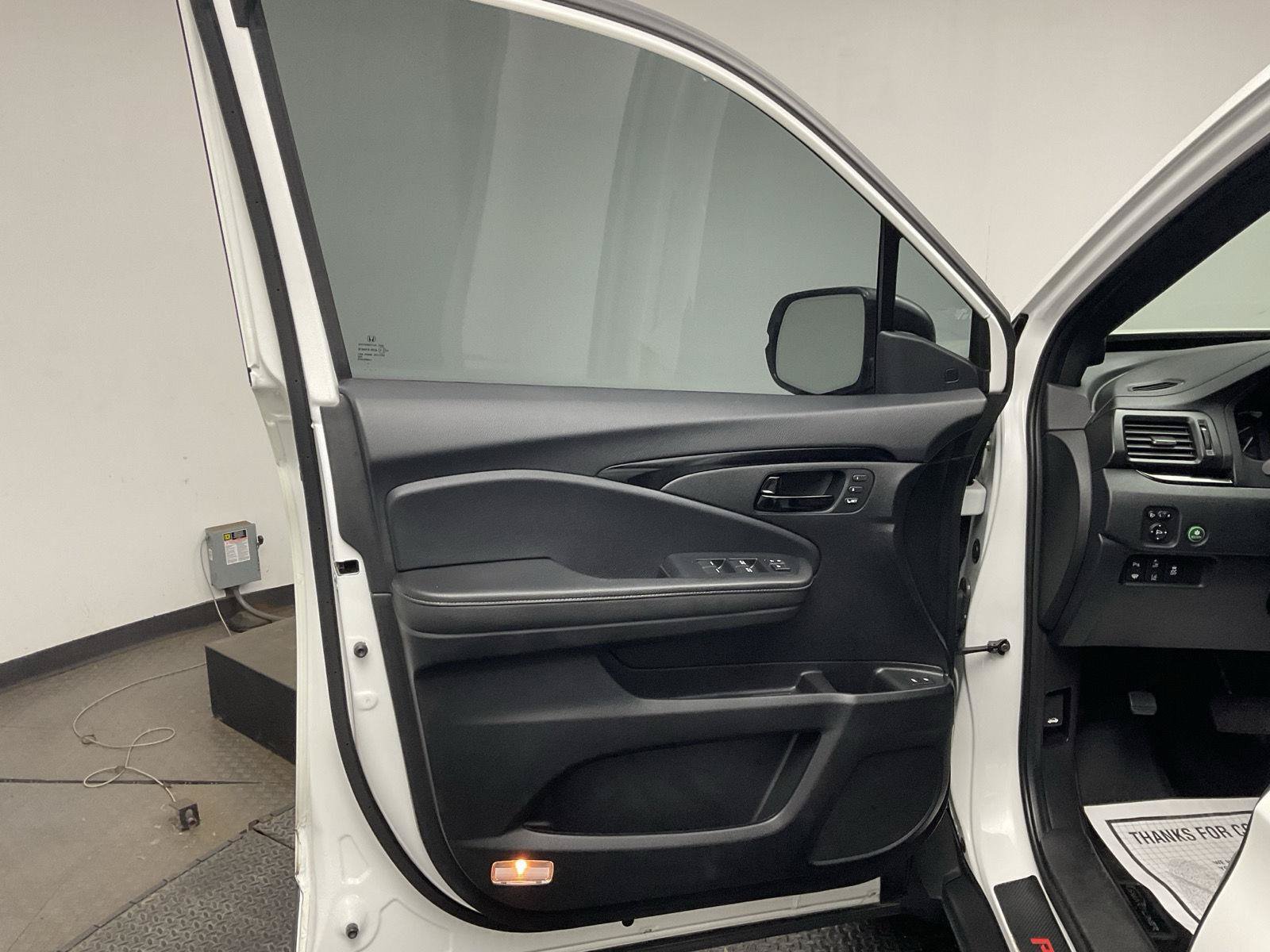 Used 2022 Honda Passport Elite image 9