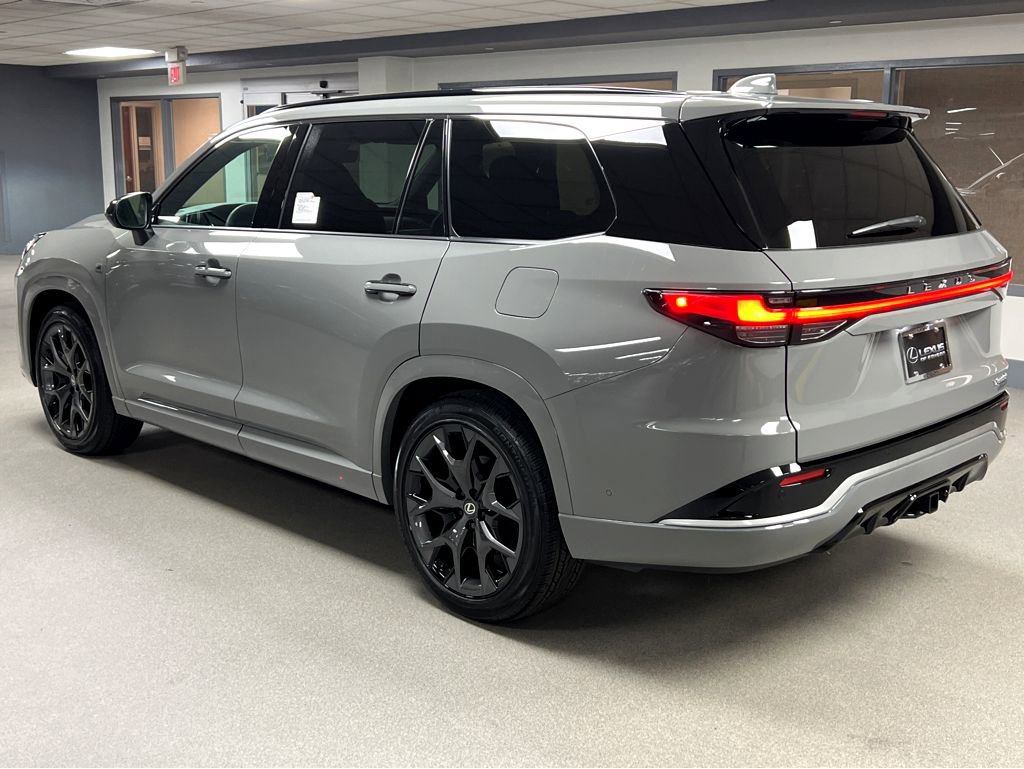 New 2026 Lexus TX 500h AWD image 5
