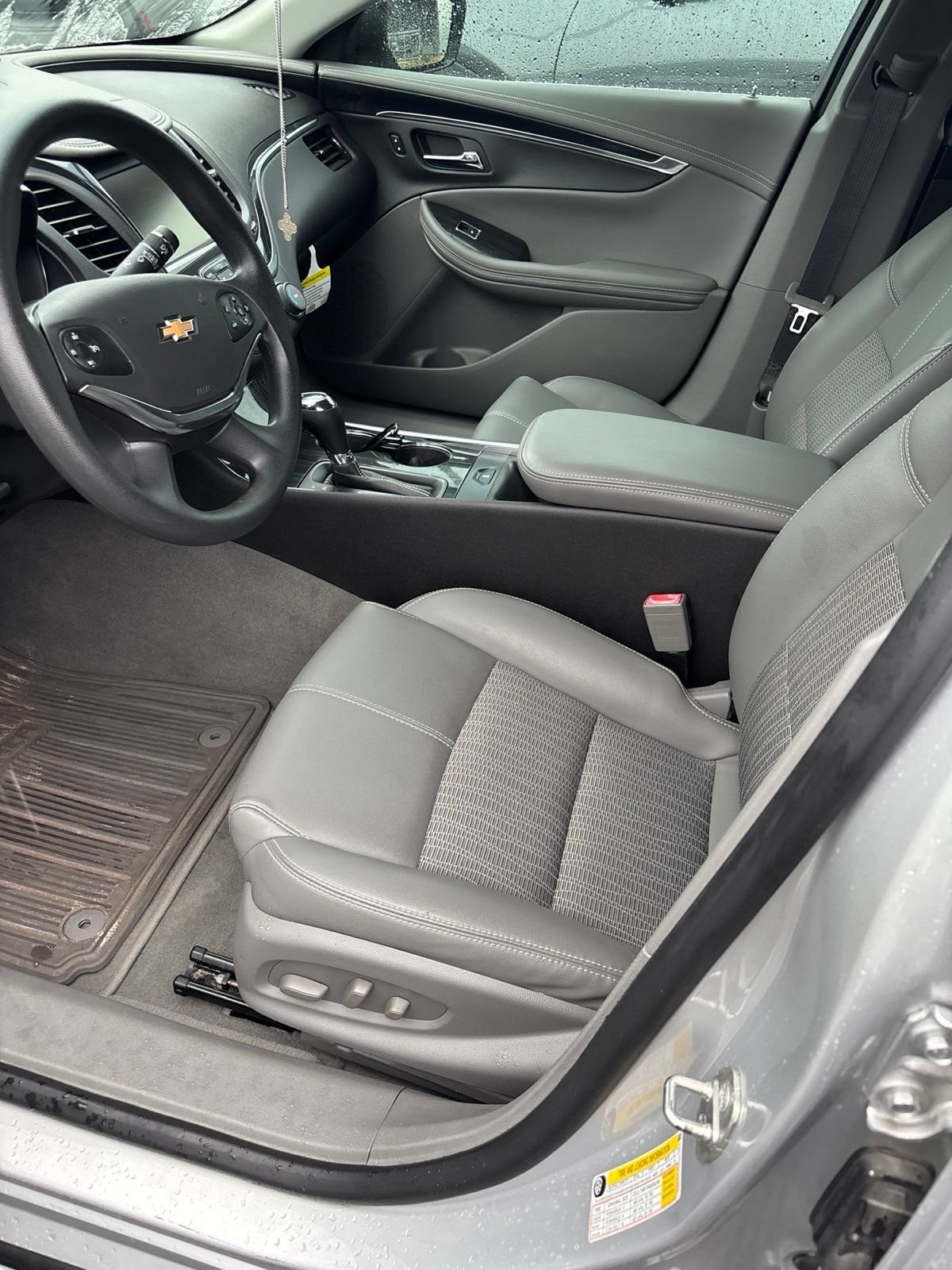 Used 2019 Chevrolet Impala LS FWD image 5