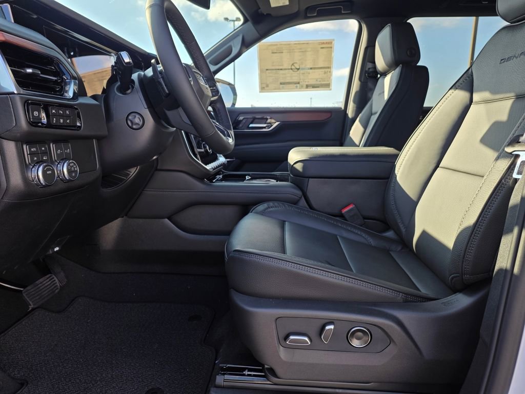 New 2026 GMC Yukon XL Denali w/ Sun & Power Step Package image 11