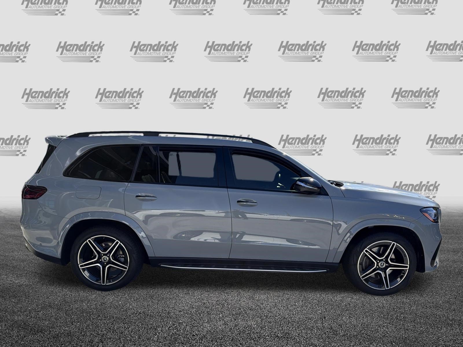 Certified 2025 Mercedes-Benz GLS 450 4MATIC image 11