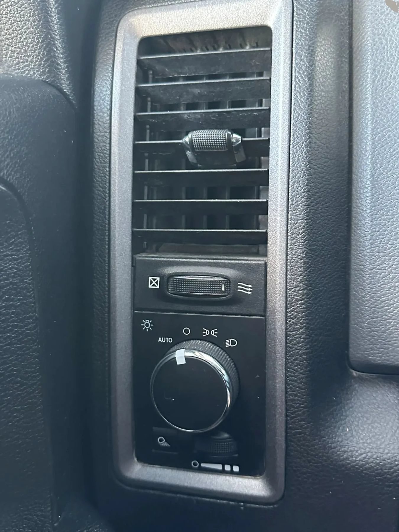 Used 2017 RAM 1500 Tradesman w/ Popular Equipment Group RWD image 11