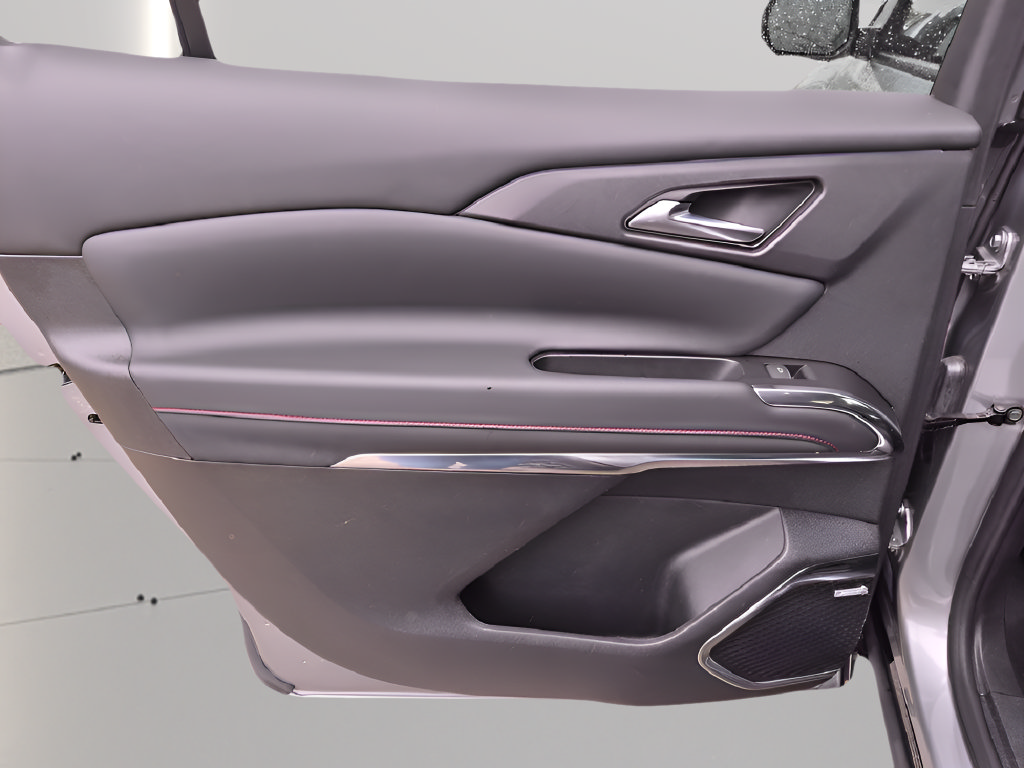 Used 2024 Chevrolet Traverse RS AWD/4WD image 34