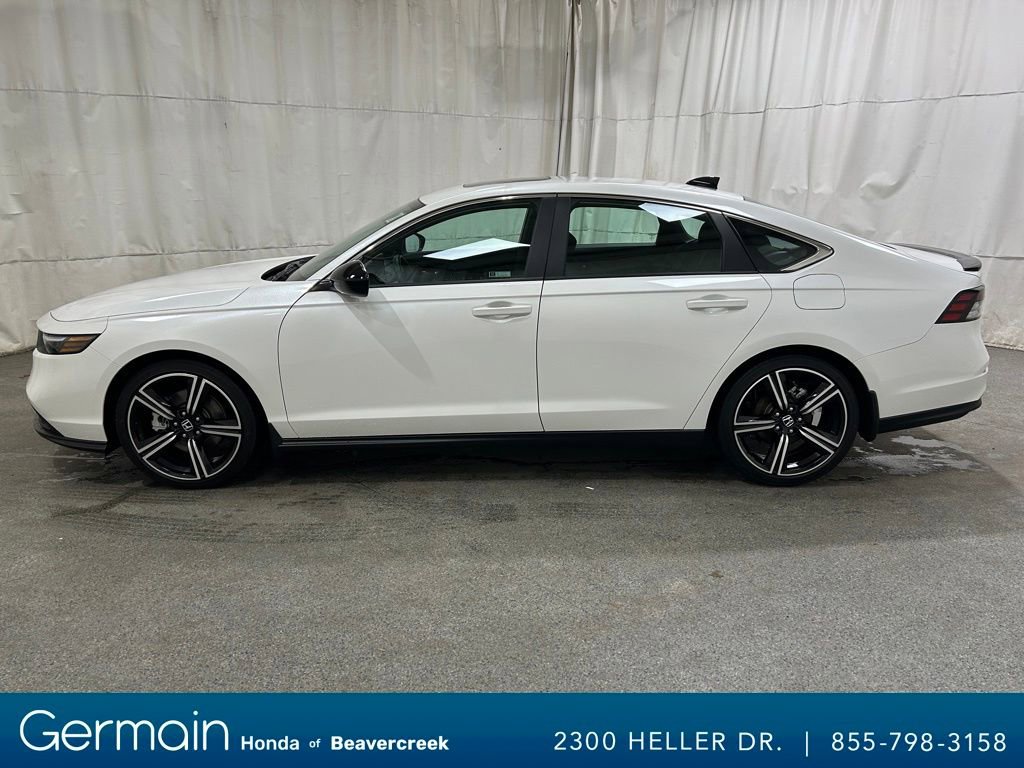 Used 2025 Honda Accord Sport image 6