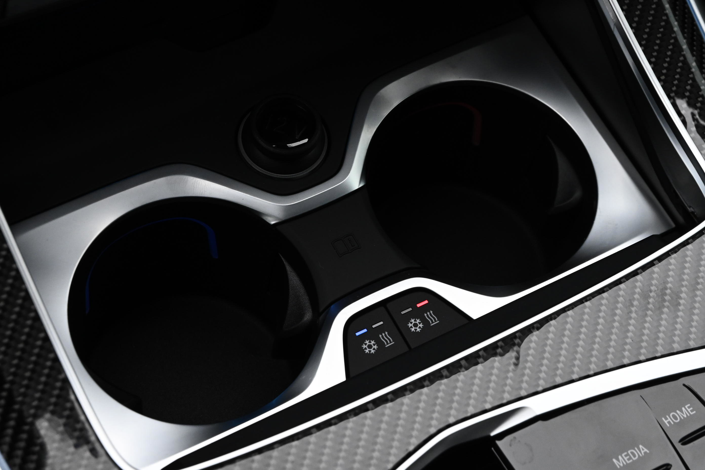 New 2026 BMW X7 M60i image 25