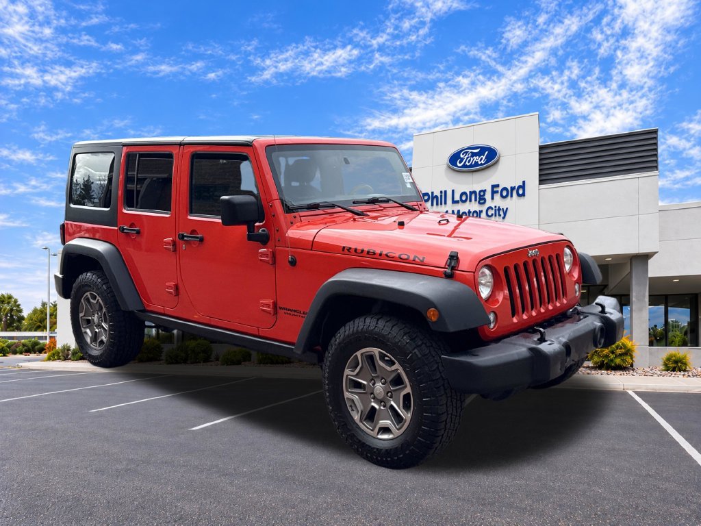 Used 2015 Jeep Wrangler Unlimited Rubicon w/ Connectivity Group AWD/4WD image 1