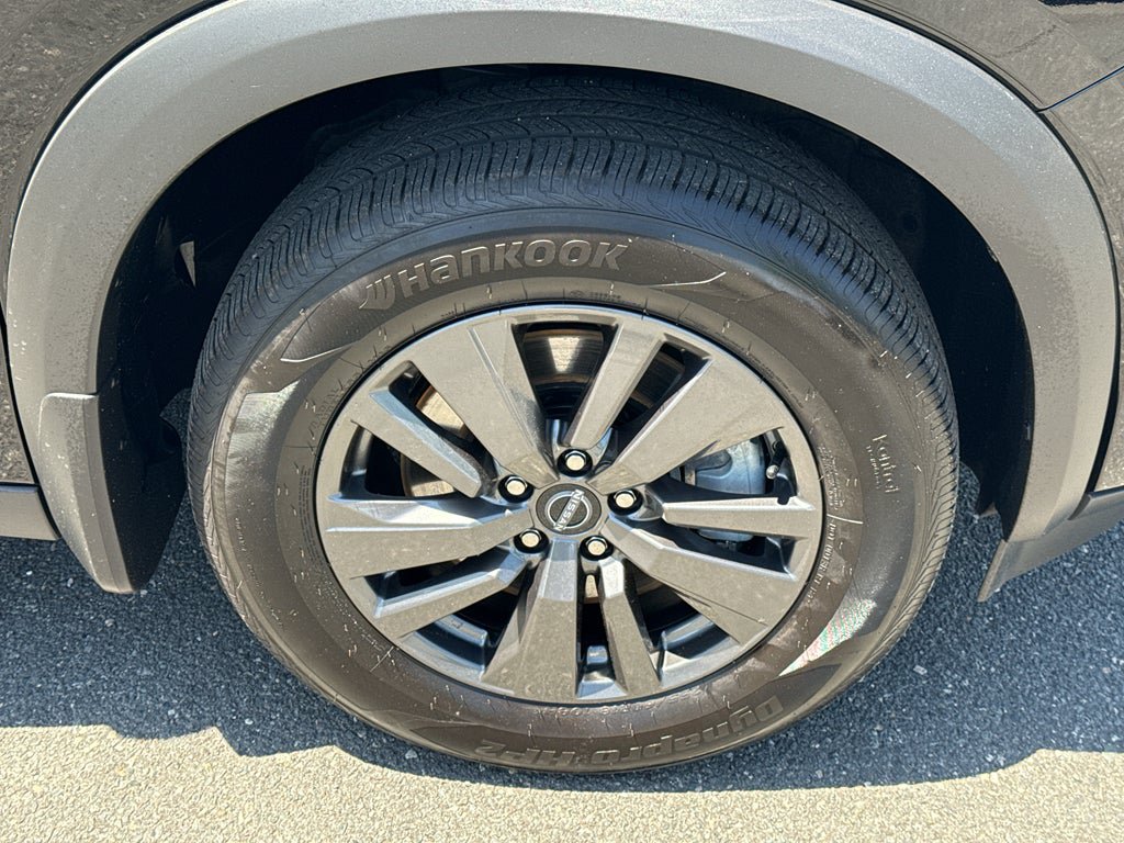 Used 2025 Nissan Pathfinder S FWD image 32