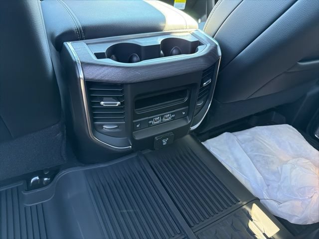 New 2026 RAM 3500 Laramie AWD/4WD image 14