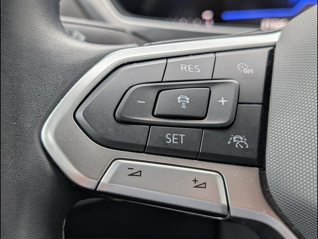 Used 2024 Volkswagen Tiguan S image 19