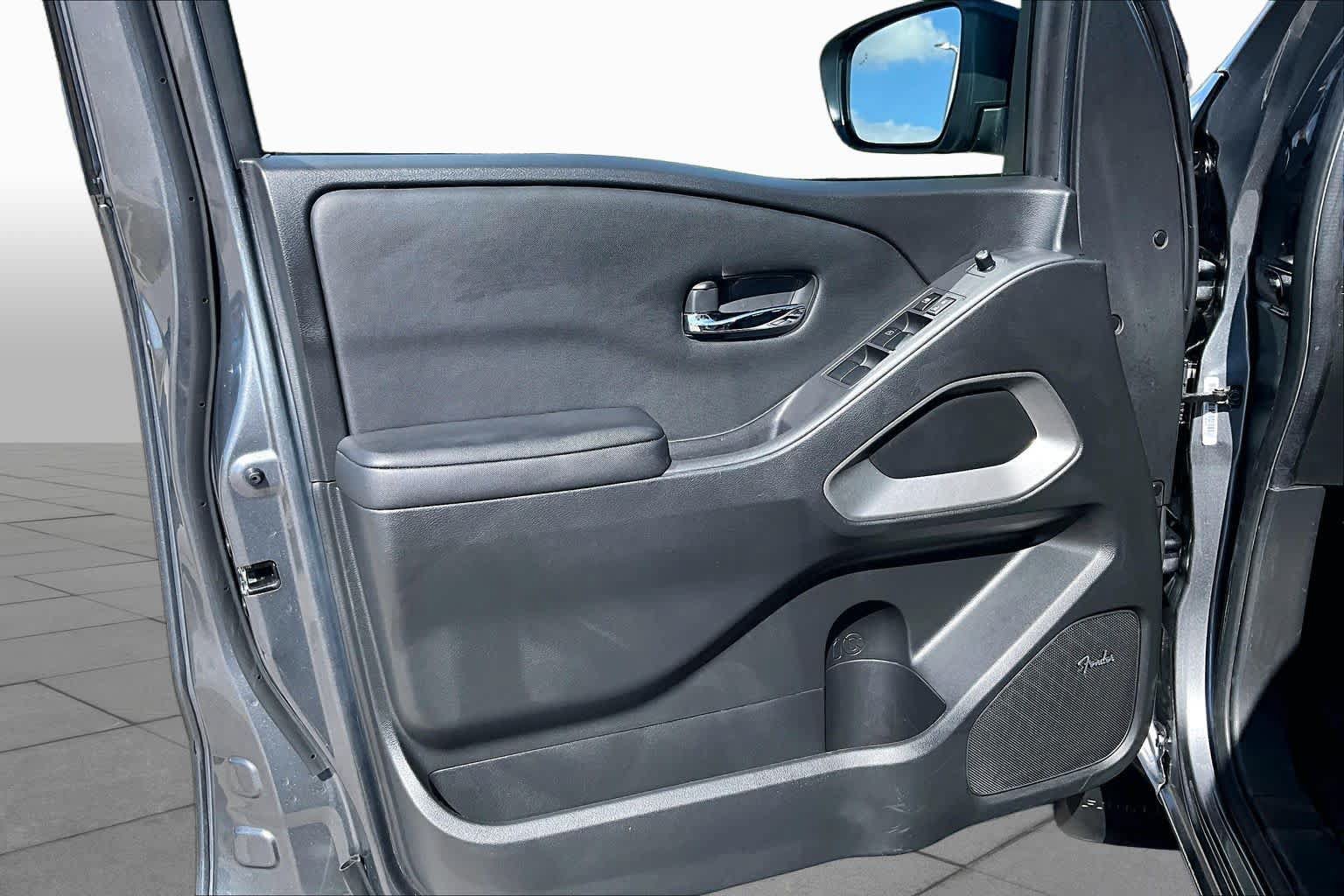 Used 2023 Nissan Frontier SV w/ SV Convenience Package AWD/4WD image 22