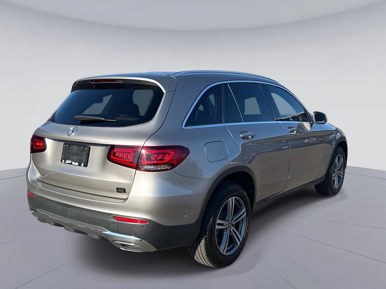Used 2022 Mercedes-Benz GLC 300 GLC 300 image 4