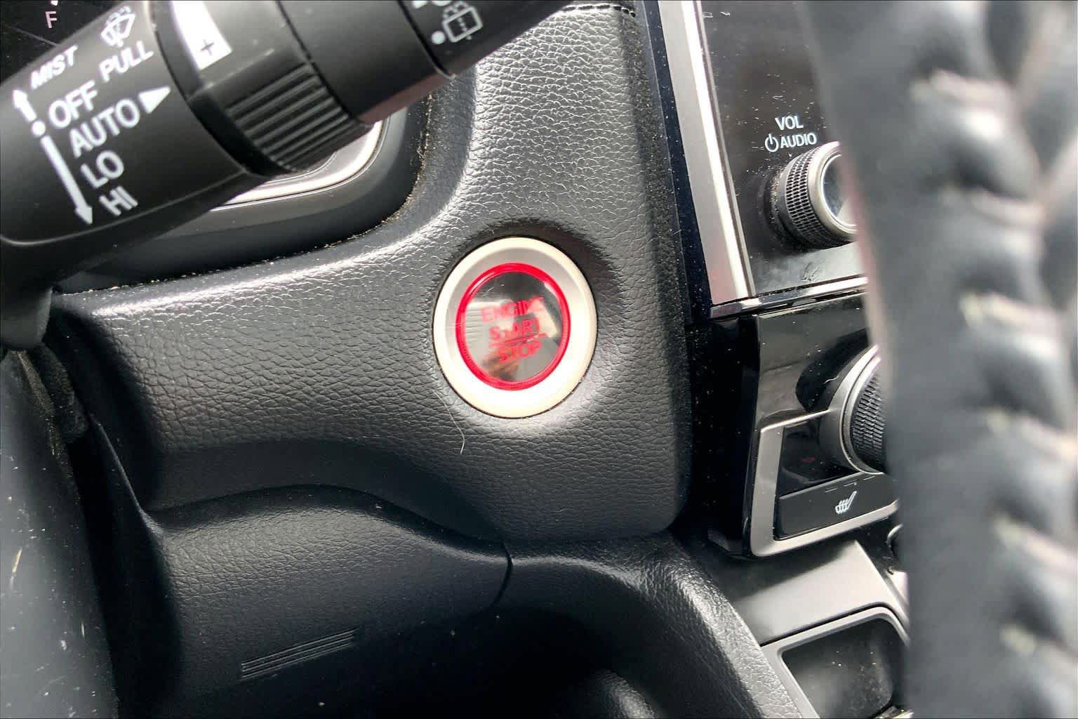 Used 2020 Honda CR-V Touring image 35