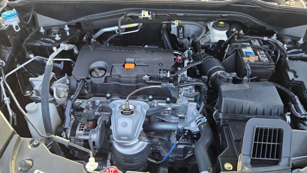 Used 2025 Honda HR-V LX image 27