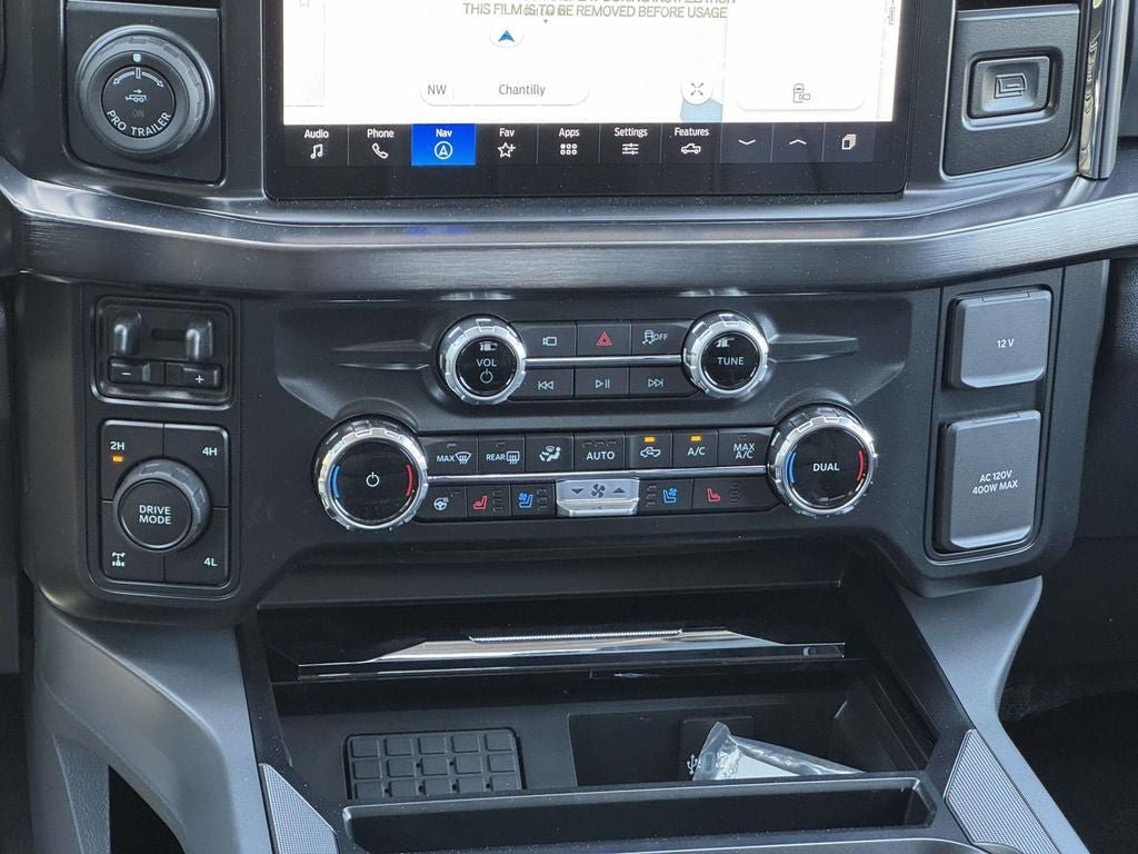 New 2026 Ford F250 Lariat w/ Black Appearance Package AWD/4WD image 16