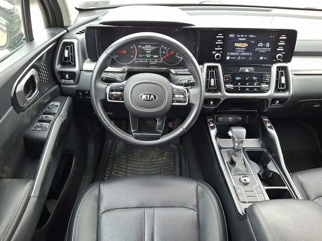 Used 2021 Kia Sorento S FWD image 11