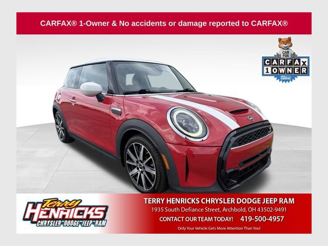 Used 2023 MINI Cooper S w/ Signature Upholstery Package FWD video 1