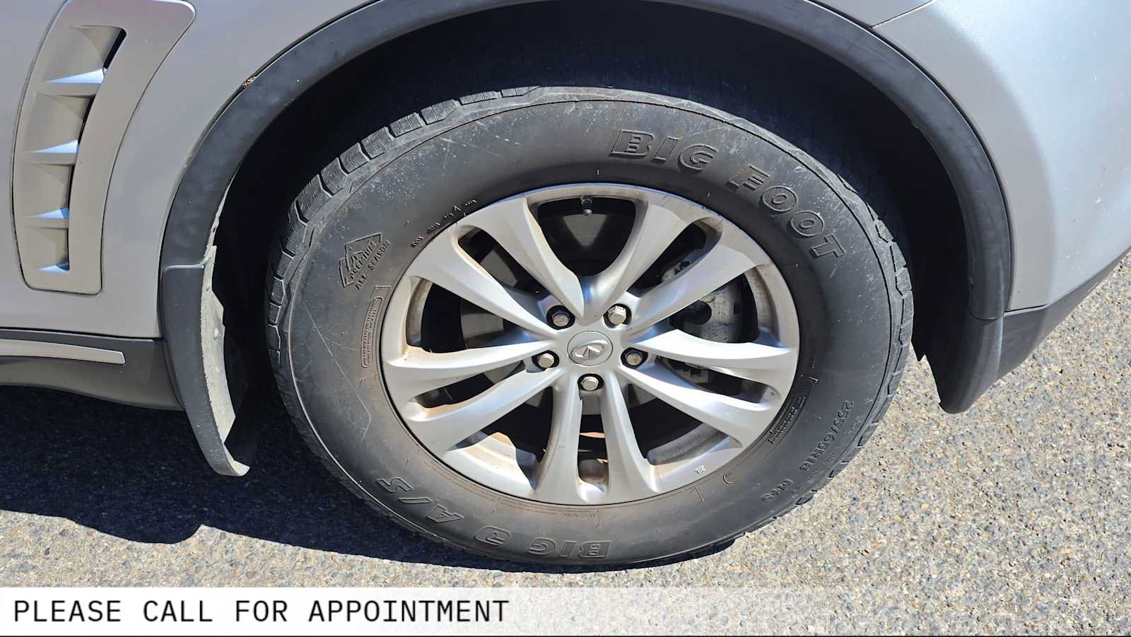 Used 2010 INFINITI FX35 AWD w/ Premium Pkg image 9