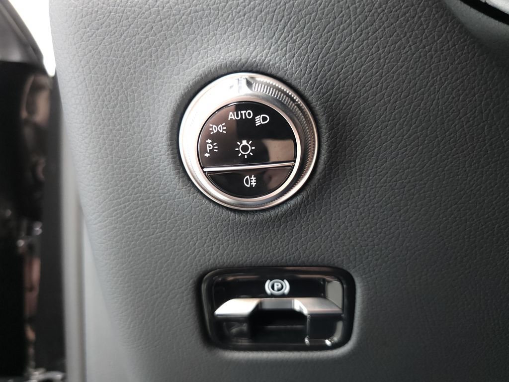 Certified 2026 Mercedes-Benz GLC 300 4MATIC image 9