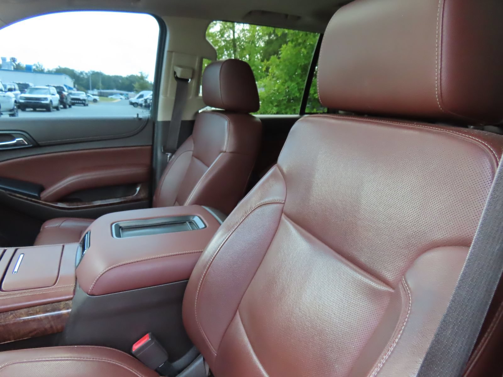 Used 2015 Chevrolet Tahoe LTZ AWD/4WD image 27