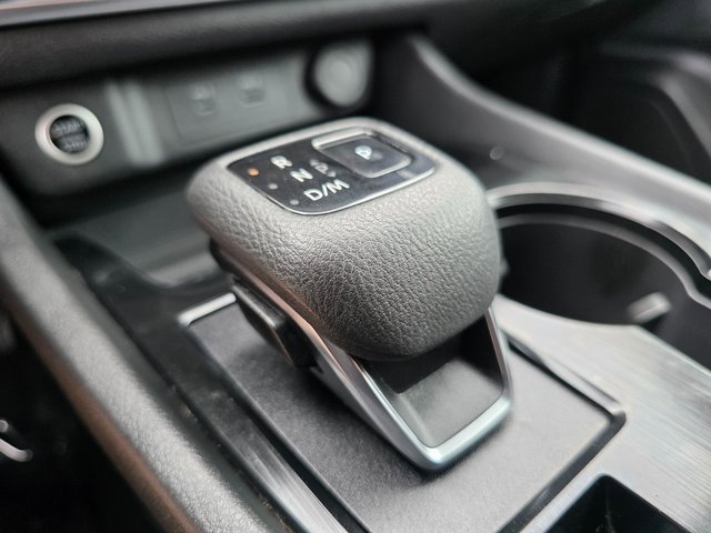 Used 2023 Nissan Rogue SV image 29