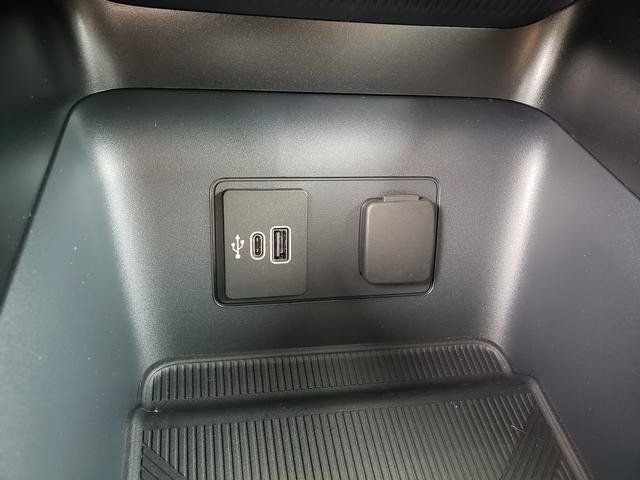 New 2027 Ford Explorer Active AWD/4WD image 25