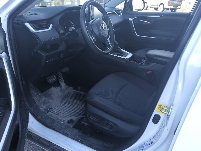 Used 2021 Toyota RAV4 XLE w/ Convenience Package AWD/4WD image 6