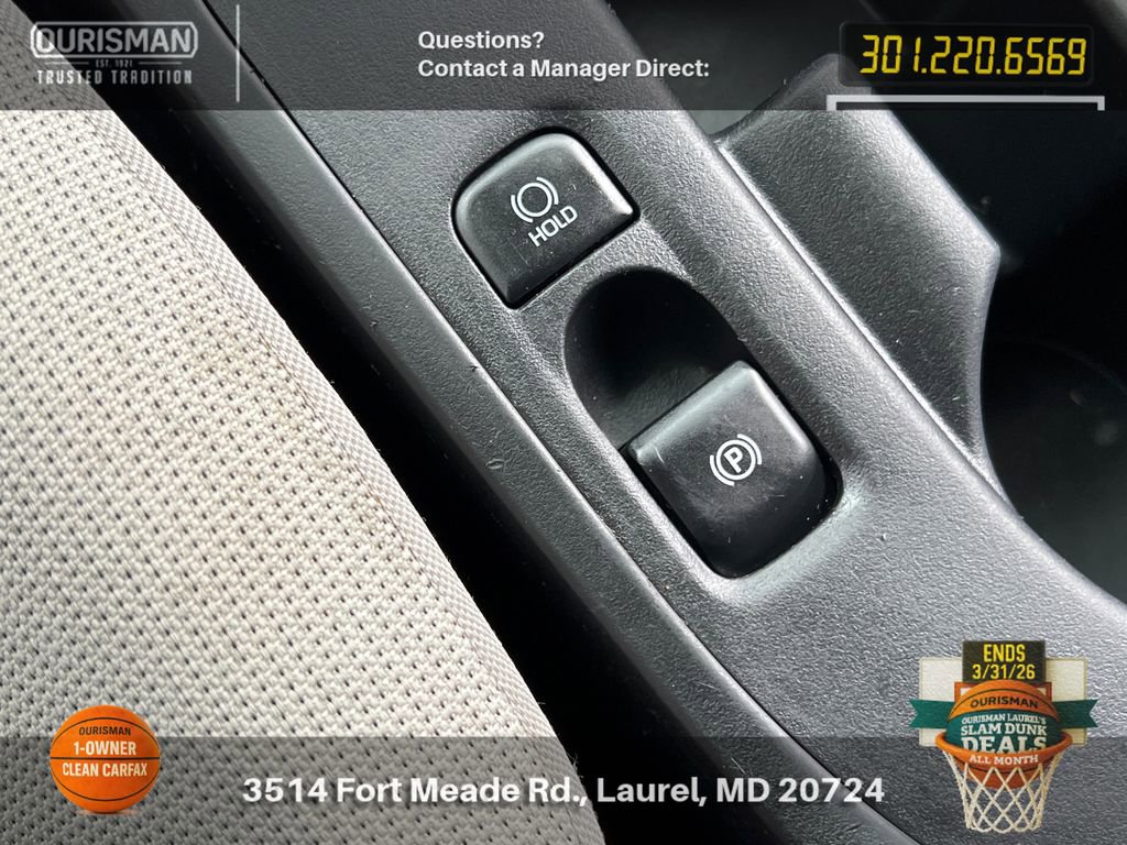 Used 2024 Toyota Corolla LE image 25