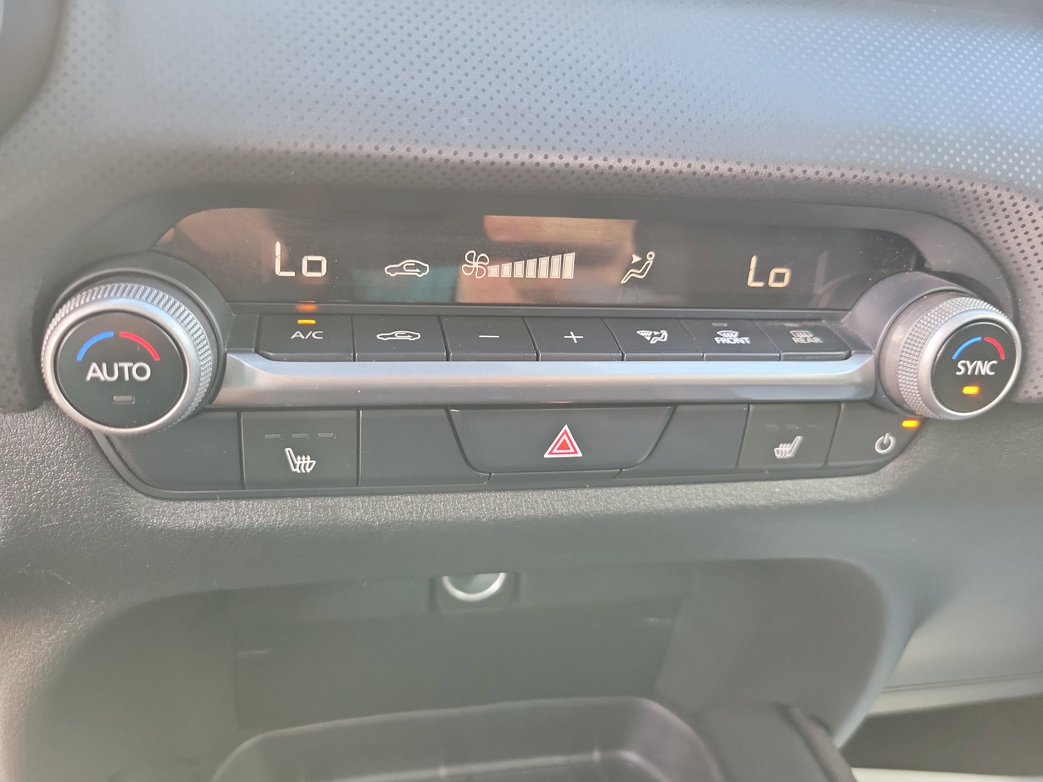 Used 2024 MAZDA CX-50 AWD 2.5 S w/ Preferred Package image 25