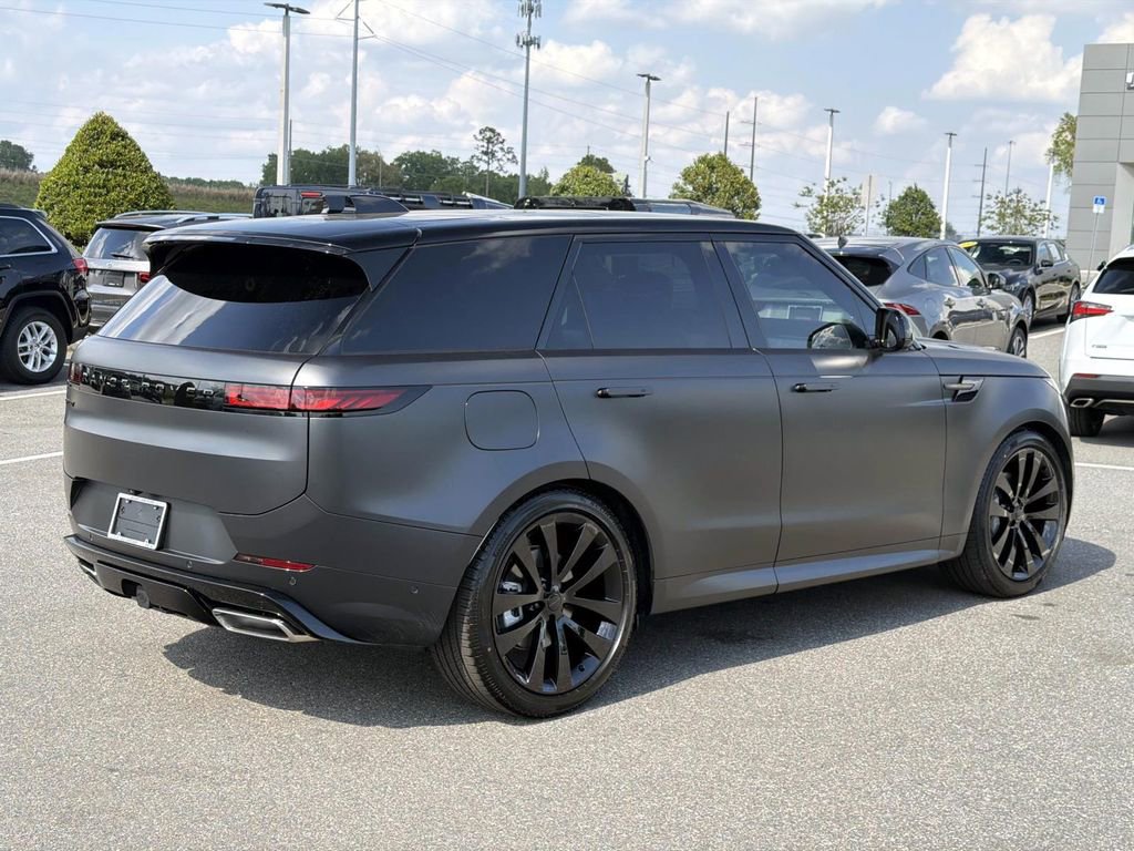 New 2026 Land Rover Range Rover Sport Dynamic SE image 5