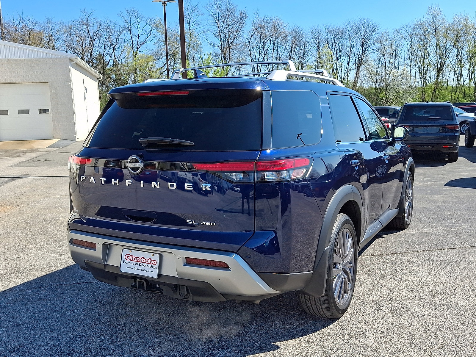 Used 2023 Nissan Pathfinder SL w/ SL Premium Package image 11