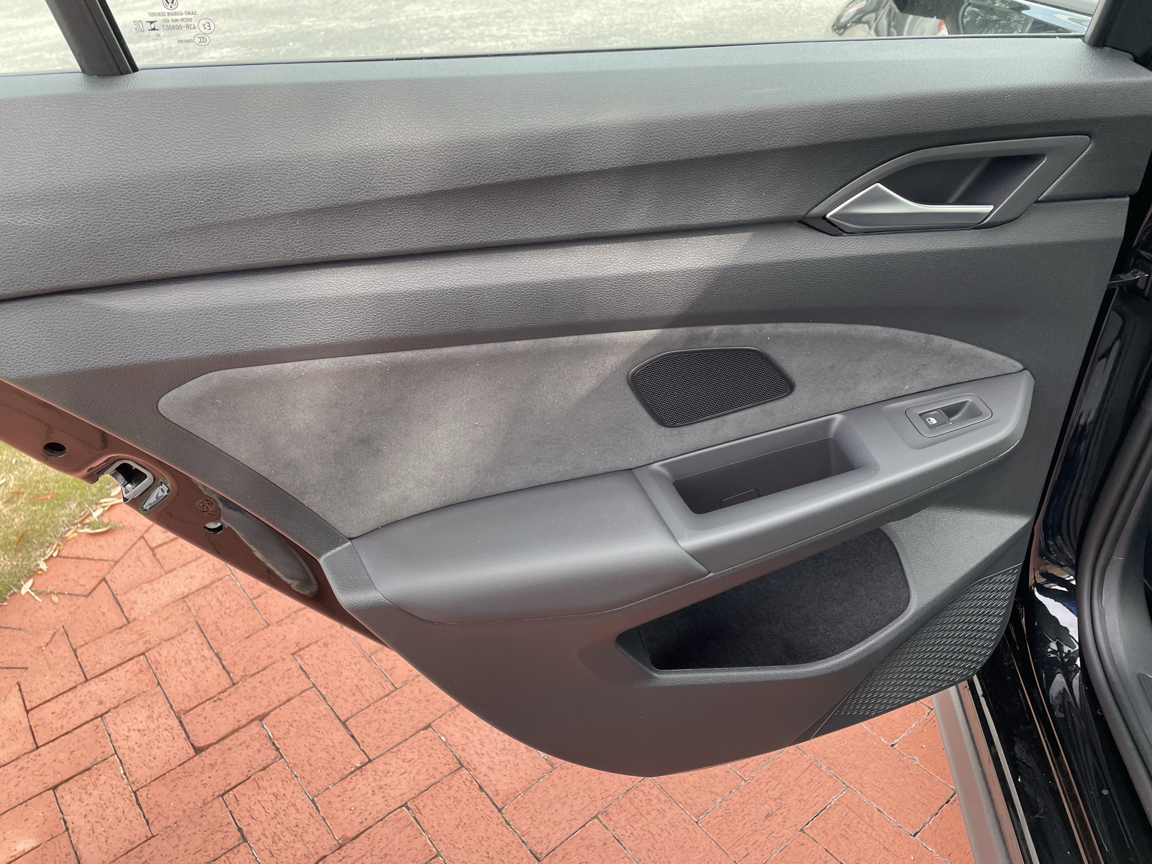 New 2026 Volkswagen GTI SE image 10