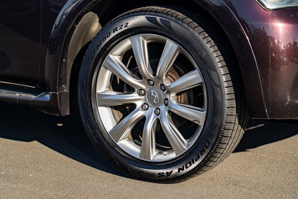 Used 2012 INFINITI QX56 4WD image 7